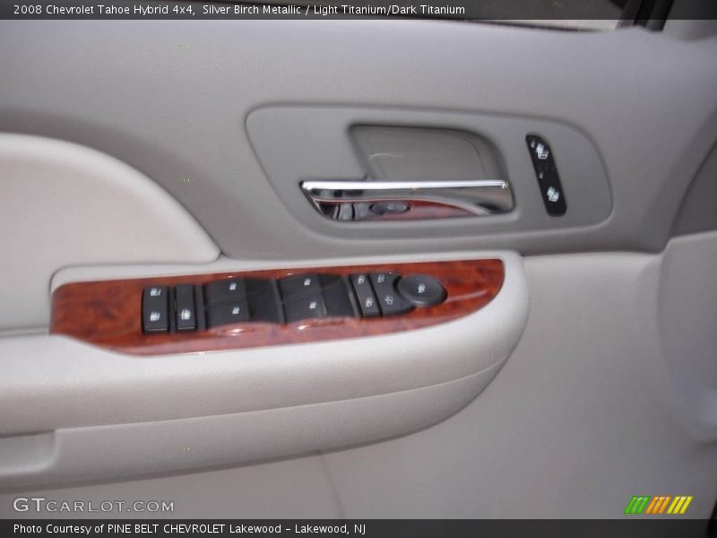 Silver Birch Metallic / Light Titanium/Dark Titanium 2008 Chevrolet Tahoe Hybrid 4x4