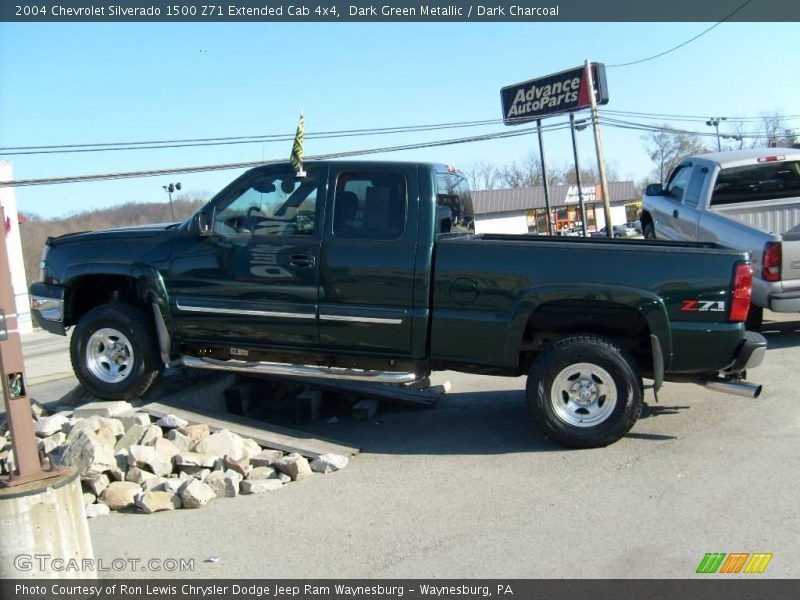 Dark Green Metallic / Dark Charcoal 2004 Chevrolet Silverado 1500 Z71 Extended Cab 4x4