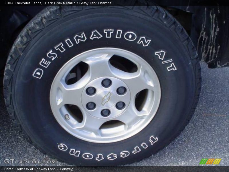 Dark Gray Metallic / Gray/Dark Charcoal 2004 Chevrolet Tahoe