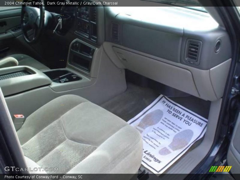 Dark Gray Metallic / Gray/Dark Charcoal 2004 Chevrolet Tahoe