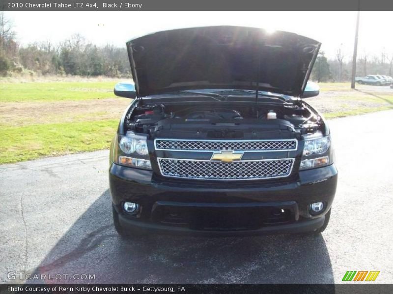 Black / Ebony 2010 Chevrolet Tahoe LTZ 4x4