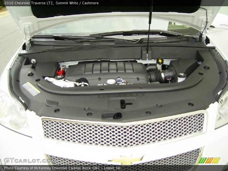 Summit White / Cashmere 2010 Chevrolet Traverse LTZ