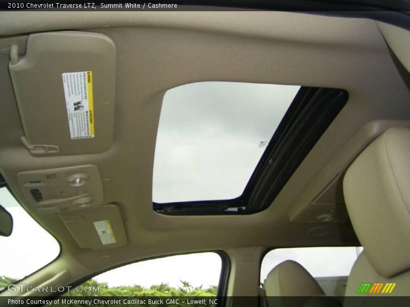 Summit White / Cashmere 2010 Chevrolet Traverse LTZ
