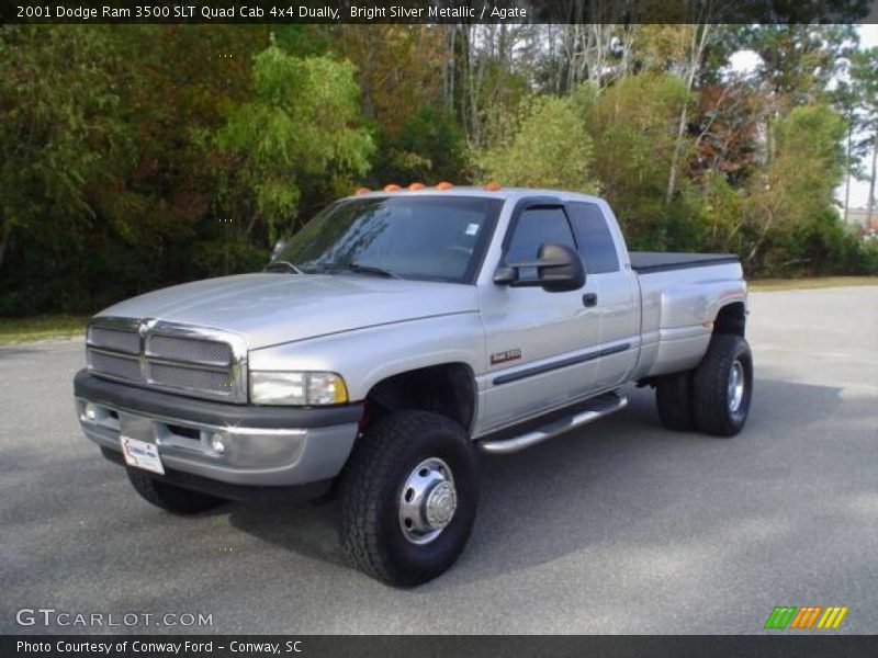 Front 3/4 View of 2001 Ram 3500 SLT Quad Cab 4x4 Dually