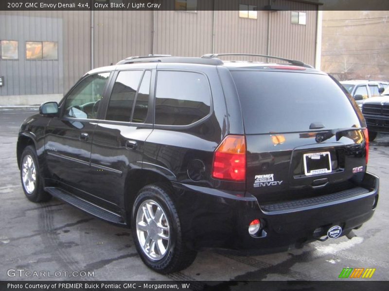Onyx Black / Light Gray 2007 GMC Envoy Denali 4x4