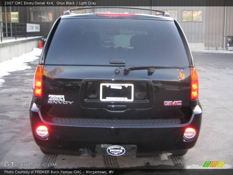 Onyx Black / Light Gray 2007 GMC Envoy Denali 4x4