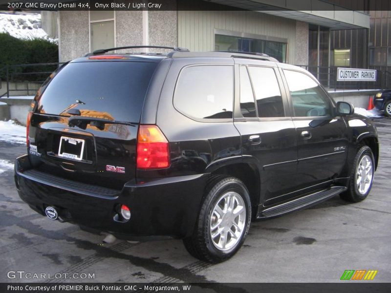 Onyx Black / Light Gray 2007 GMC Envoy Denali 4x4