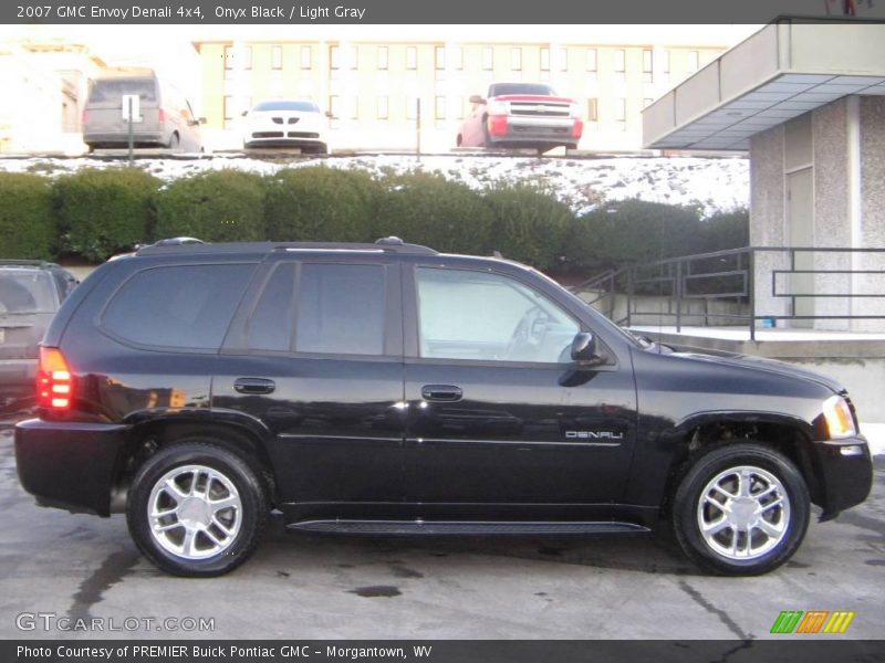 Onyx Black / Light Gray 2007 GMC Envoy Denali 4x4