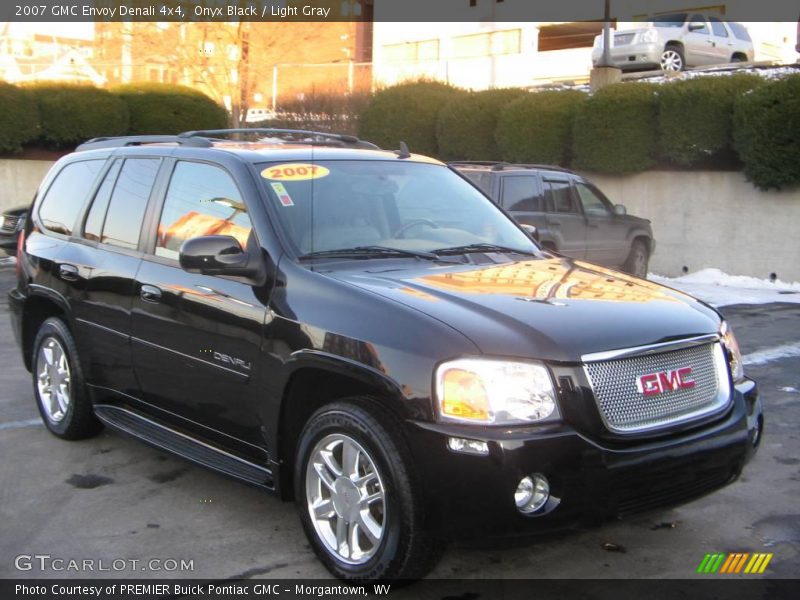 Onyx Black / Light Gray 2007 GMC Envoy Denali 4x4