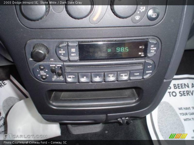 Stone White / Dark Slate Gray 2003 Dodge Intrepid SE