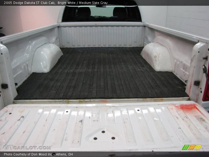 Bright White / Medium Slate Gray 2005 Dodge Dakota ST Club Cab