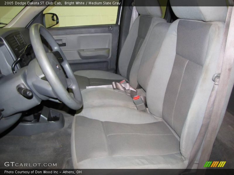 Bright White / Medium Slate Gray 2005 Dodge Dakota ST Club Cab