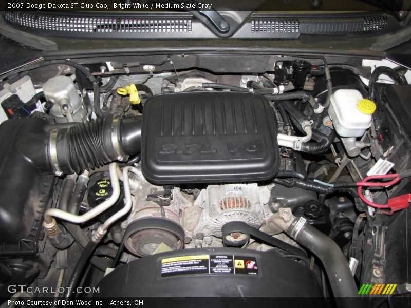 Bright White / Medium Slate Gray 2005 Dodge Dakota ST Club Cab