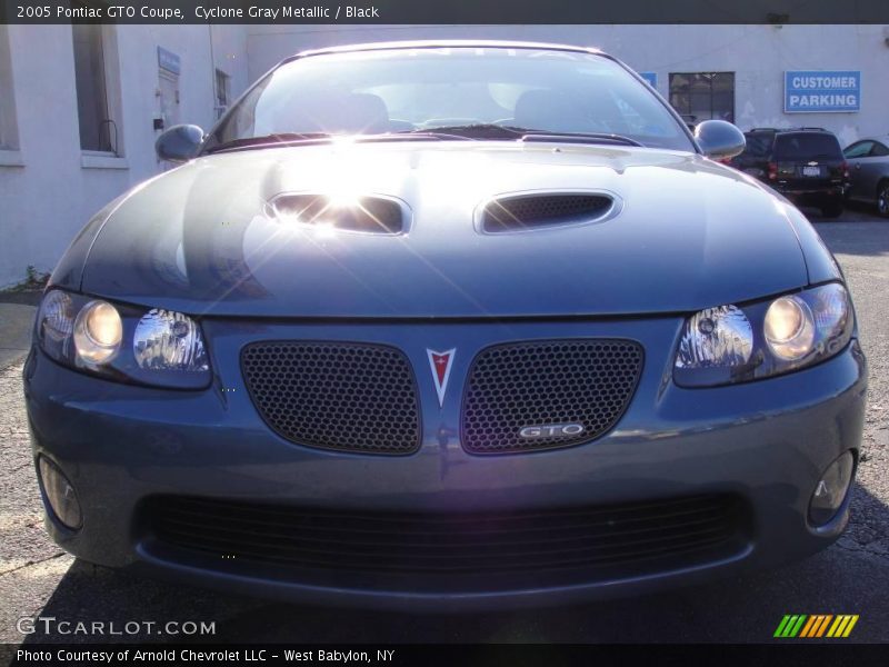 Cyclone Gray Metallic / Black 2005 Pontiac GTO Coupe