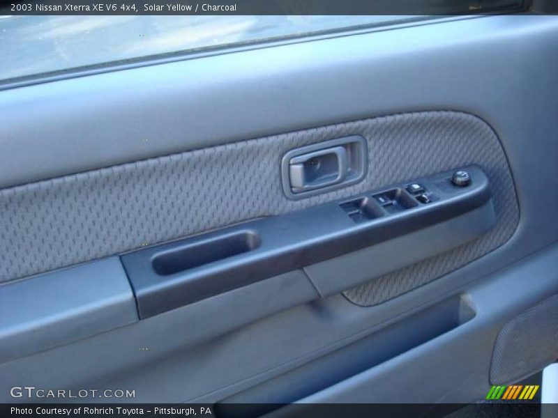 Solar Yellow / Charcoal 2003 Nissan Xterra XE V6 4x4
