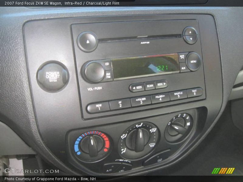 Infra-Red / Charcoal/Light Flint 2007 Ford Focus ZXW SE Wagon