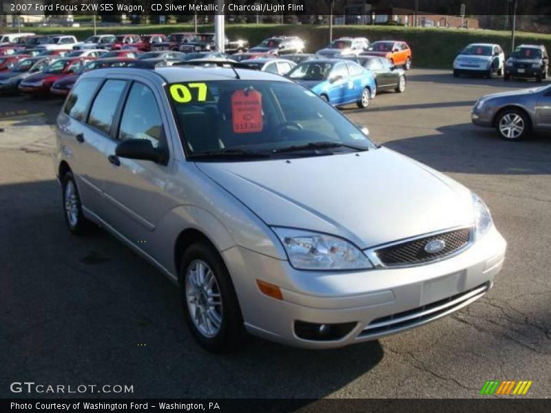 CD Silver Metallic / Charcoal/Light Flint 2007 Ford Focus ZXW SES Wagon