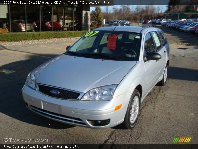 CD Silver Metallic / Charcoal/Light Flint 2007 Ford Focus ZXW SES Wagon