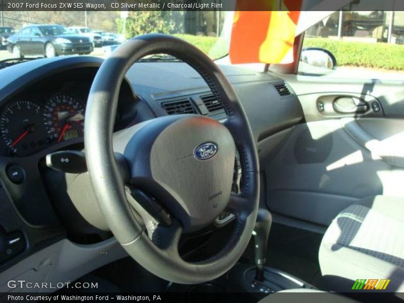 CD Silver Metallic / Charcoal/Light Flint 2007 Ford Focus ZXW SES Wagon