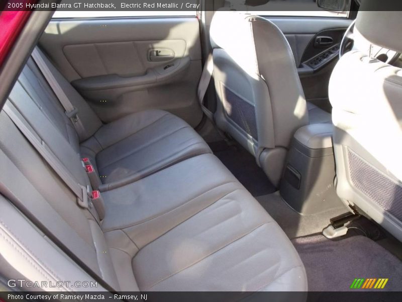 Electric Red Metallic / Gray 2005 Hyundai Elantra GT Hatchback