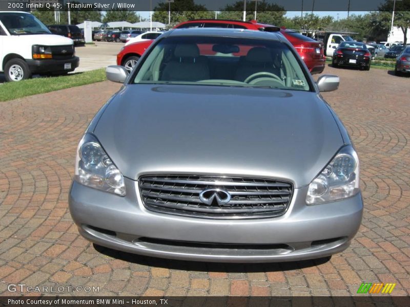 Titanium Silver / Willow 2002 Infiniti Q 45