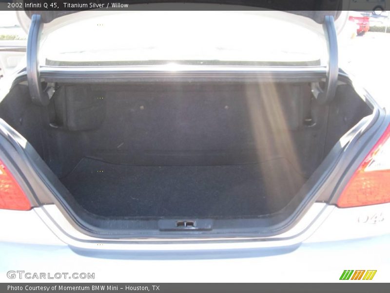 Titanium Silver / Willow 2002 Infiniti Q 45