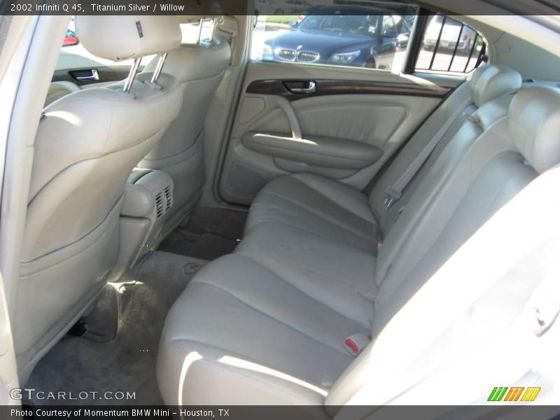 Titanium Silver / Willow 2002 Infiniti Q 45