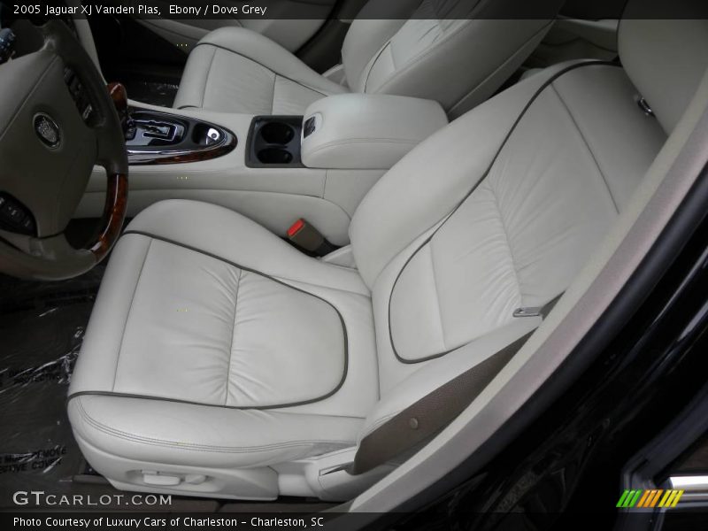  2005 XJ Vanden Plas Dove Grey Interior