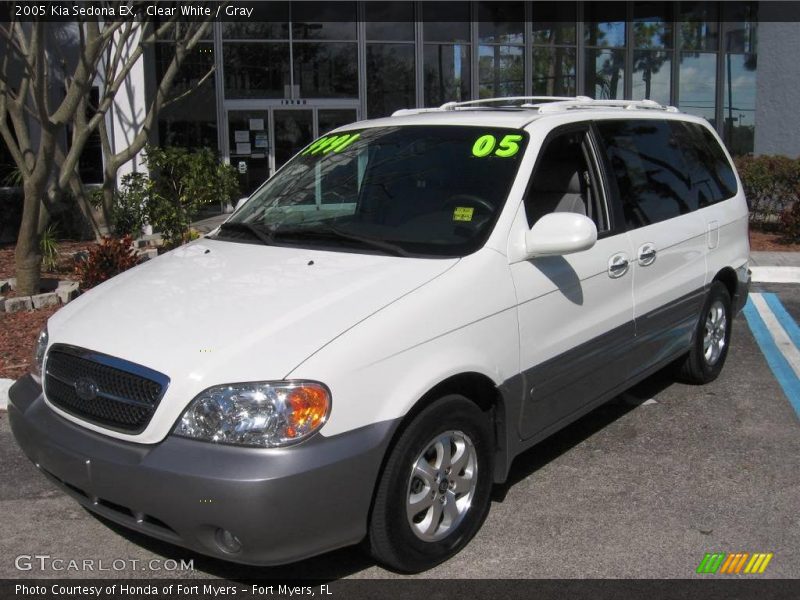 Clear White / Gray 2005 Kia Sedona EX