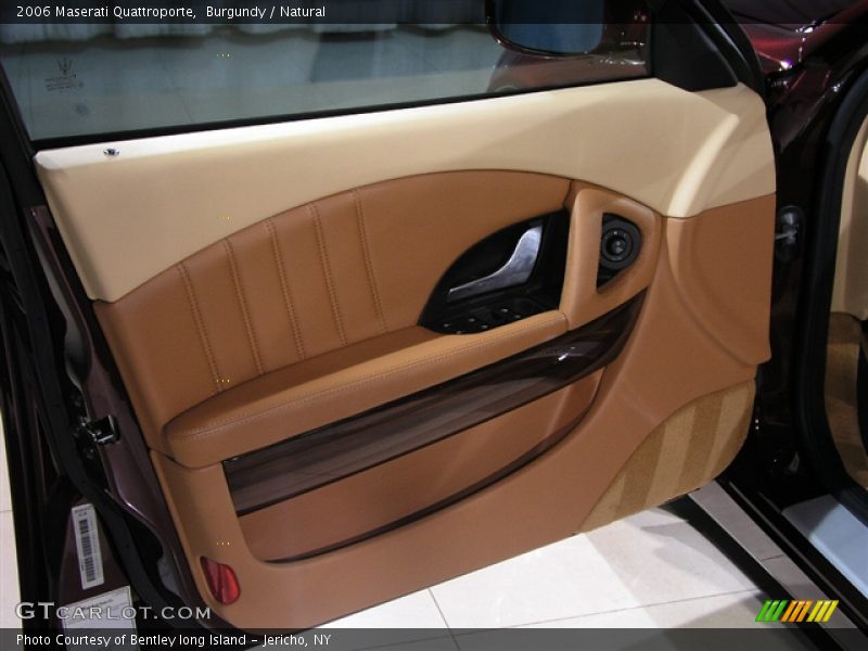 Burgundy / Natural 2006 Maserati Quattroporte