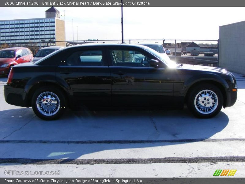 Brilliant Black Crystal Pearl / Dark Slate Gray/Light Graystone 2006 Chrysler 300
