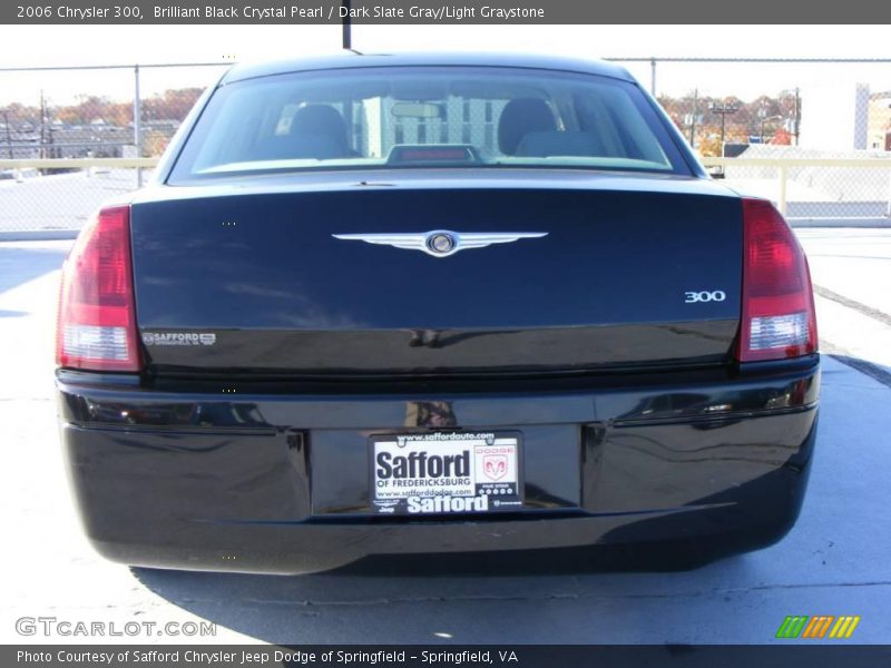 Brilliant Black Crystal Pearl / Dark Slate Gray/Light Graystone 2006 Chrysler 300