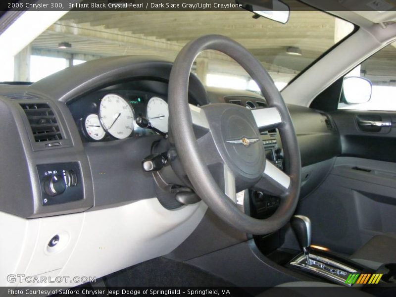 Brilliant Black Crystal Pearl / Dark Slate Gray/Light Graystone 2006 Chrysler 300