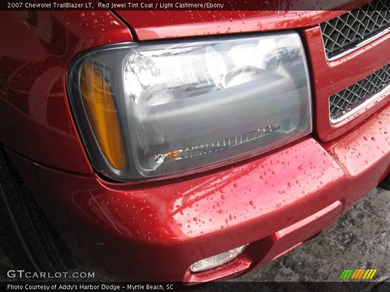 Red Jewel Tint Coat / Light Cashmere/Ebony 2007 Chevrolet TrailBlazer LT