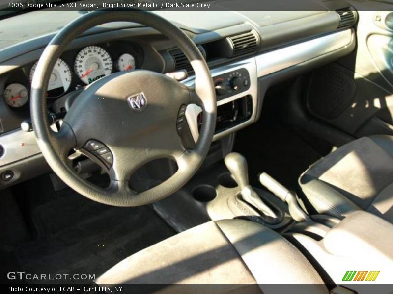 Bright Silver Metallic / Dark Slate Grey 2006 Dodge Stratus SXT Sedan