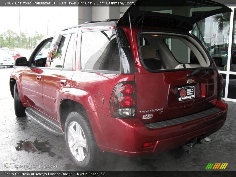 Red Jewel Tint Coat / Light Cashmere/Ebony 2007 Chevrolet TrailBlazer LT