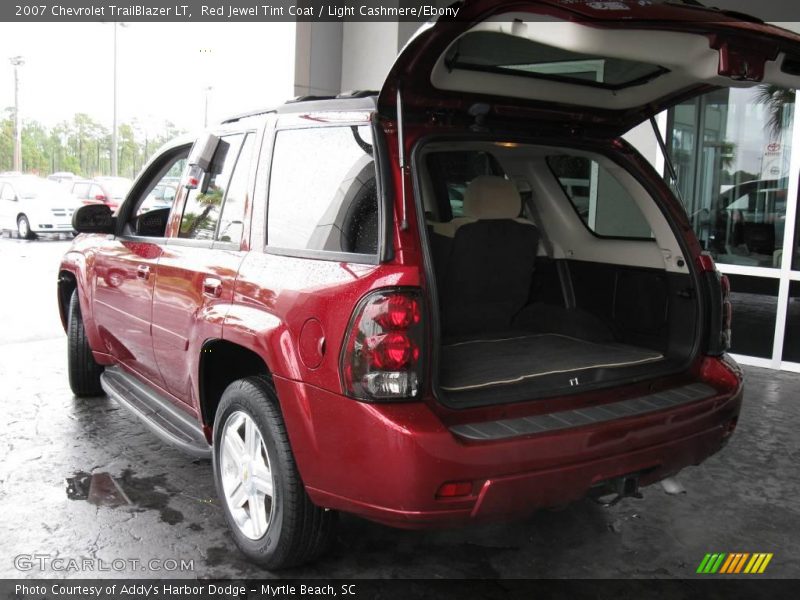 Red Jewel Tint Coat / Light Cashmere/Ebony 2007 Chevrolet TrailBlazer LT