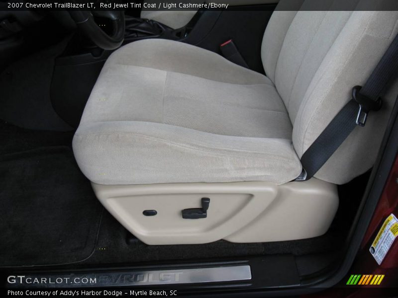 Red Jewel Tint Coat / Light Cashmere/Ebony 2007 Chevrolet TrailBlazer LT