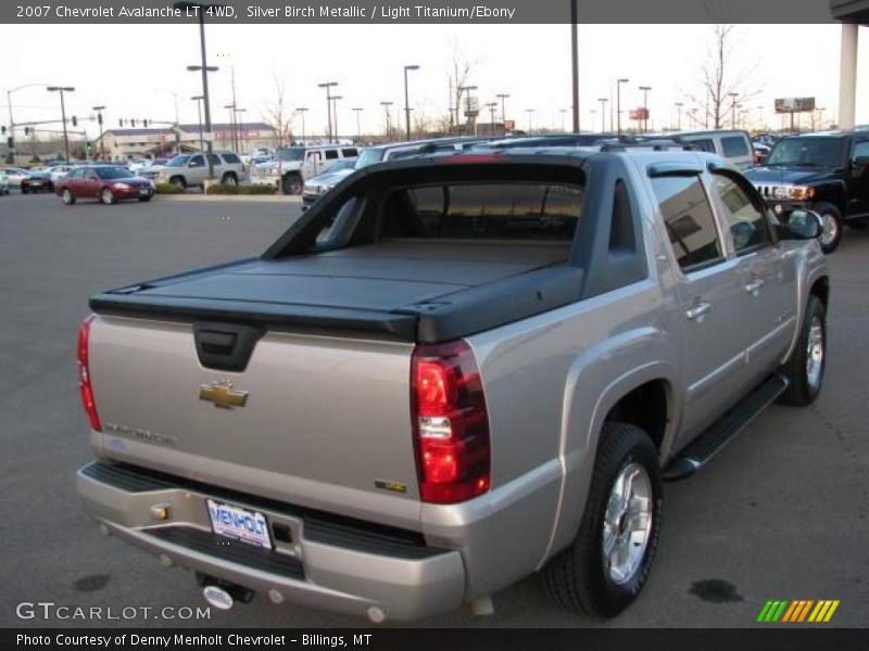 Silver Birch Metallic / Light Titanium/Ebony 2007 Chevrolet Avalanche LT 4WD