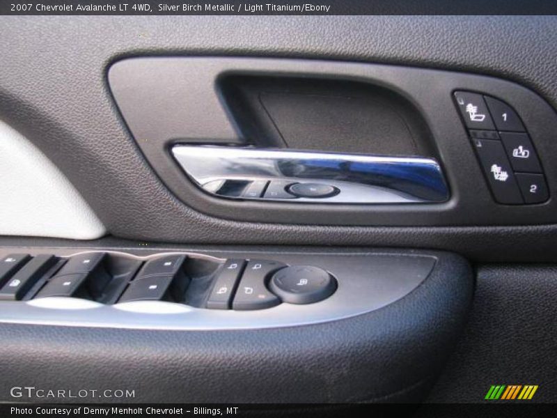 Silver Birch Metallic / Light Titanium/Ebony 2007 Chevrolet Avalanche LT 4WD