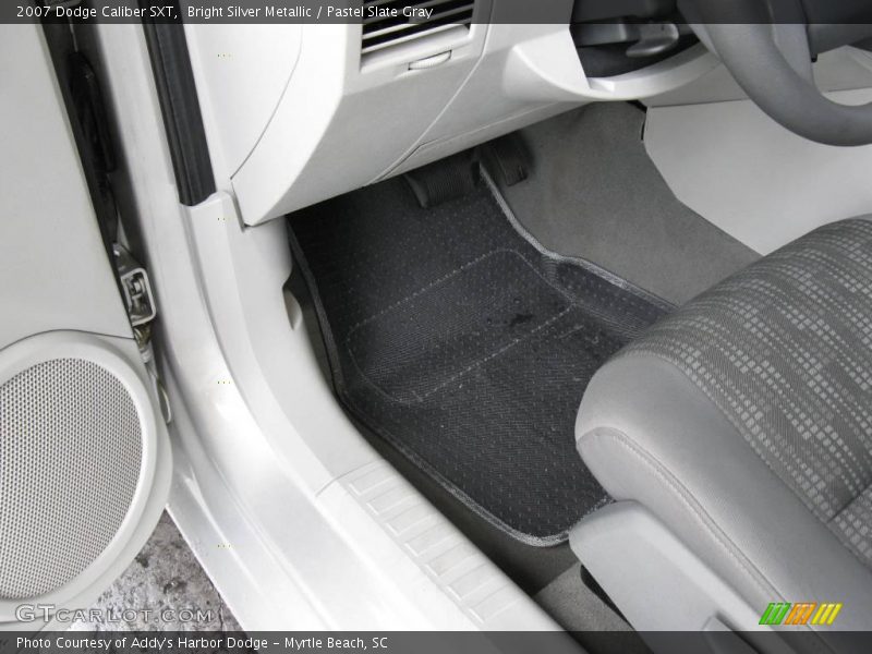 Bright Silver Metallic / Pastel Slate Gray 2007 Dodge Caliber SXT