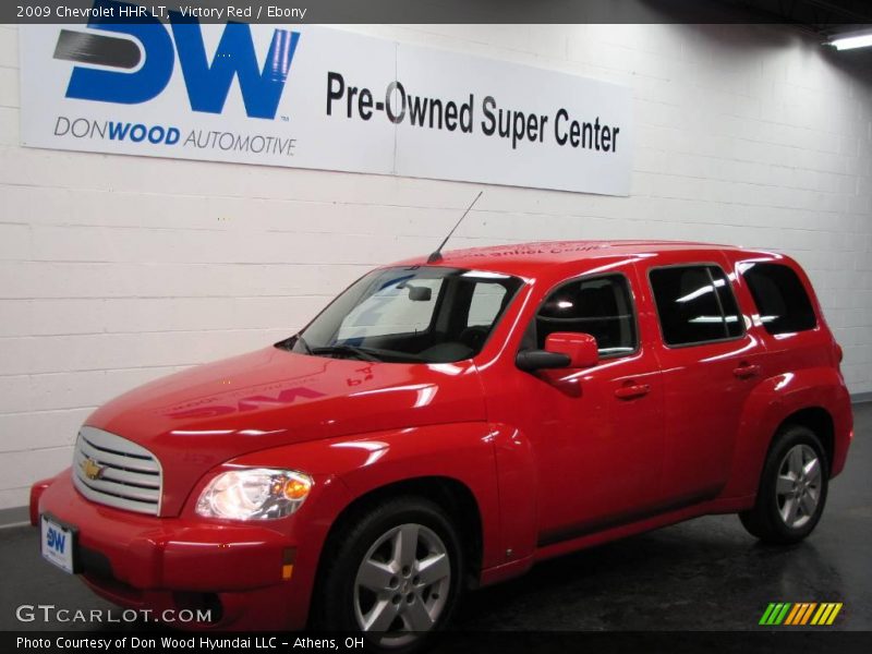 Victory Red / Ebony 2009 Chevrolet HHR LT