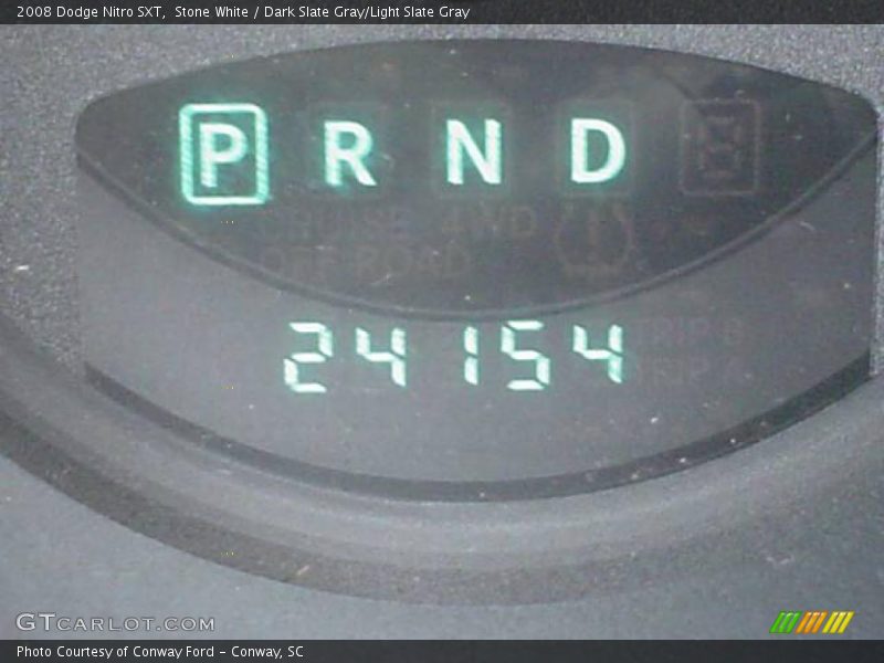 Stone White / Dark Slate Gray/Light Slate Gray 2008 Dodge Nitro SXT