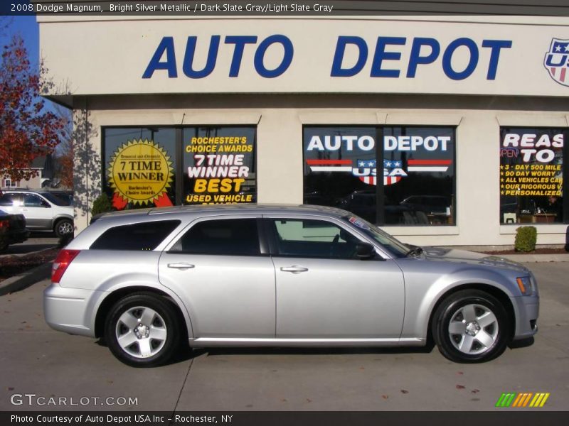 Bright Silver Metallic / Dark Slate Gray/Light Slate Gray 2008 Dodge Magnum
