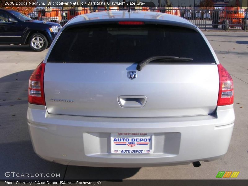 Bright Silver Metallic / Dark Slate Gray/Light Slate Gray 2008 Dodge Magnum