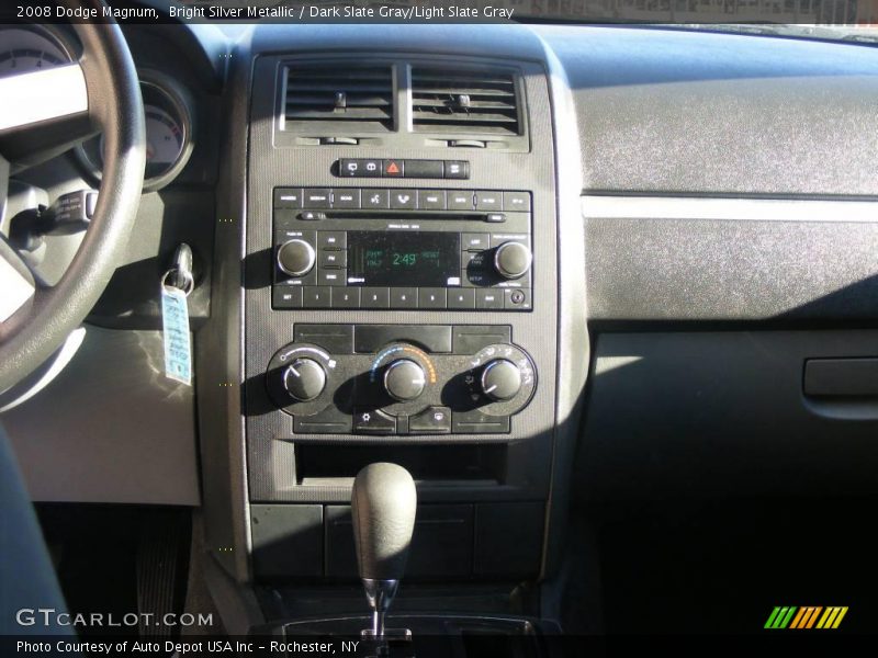 Bright Silver Metallic / Dark Slate Gray/Light Slate Gray 2008 Dodge Magnum