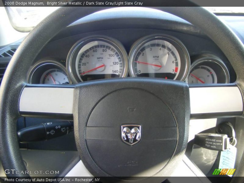 Bright Silver Metallic / Dark Slate Gray/Light Slate Gray 2008 Dodge Magnum