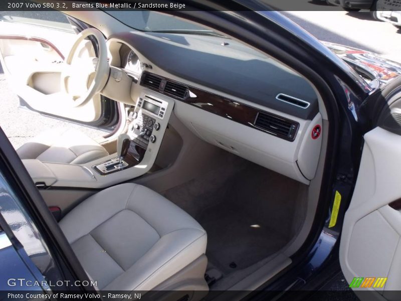 Barents Blue Metallic / Sandstone Beige 2007 Volvo S80 3.2