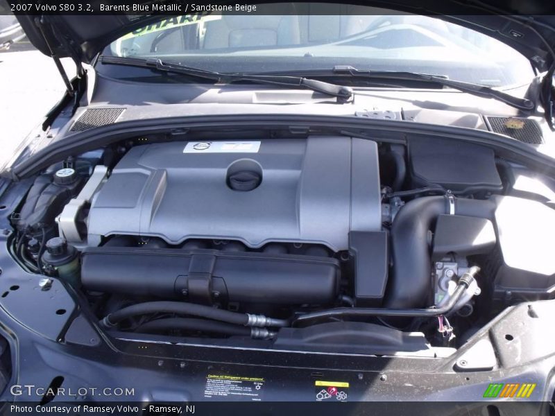 Barents Blue Metallic / Sandstone Beige 2007 Volvo S80 3.2