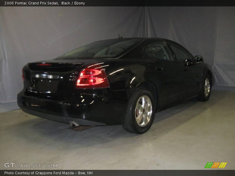 Black / Ebony 2006 Pontiac Grand Prix Sedan